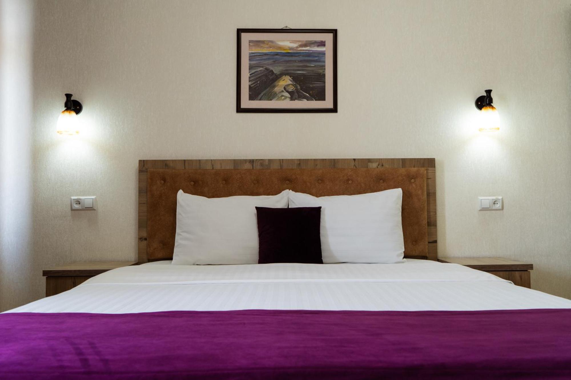 Tourist Inn Hotel Tashkent Exterior photo