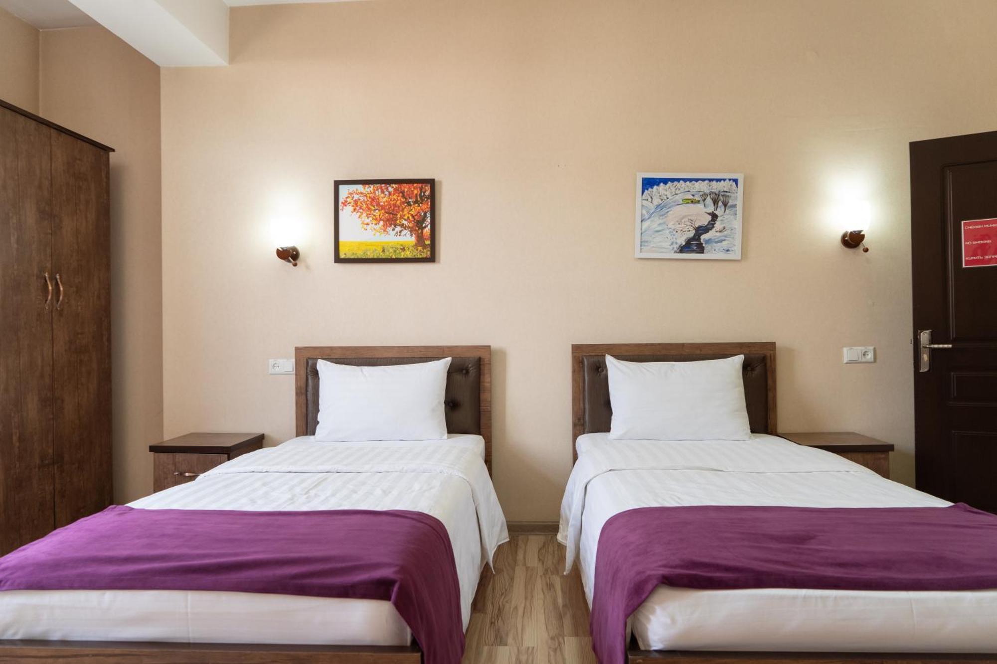Tourist Inn Hotel Tashkent Exterior photo
