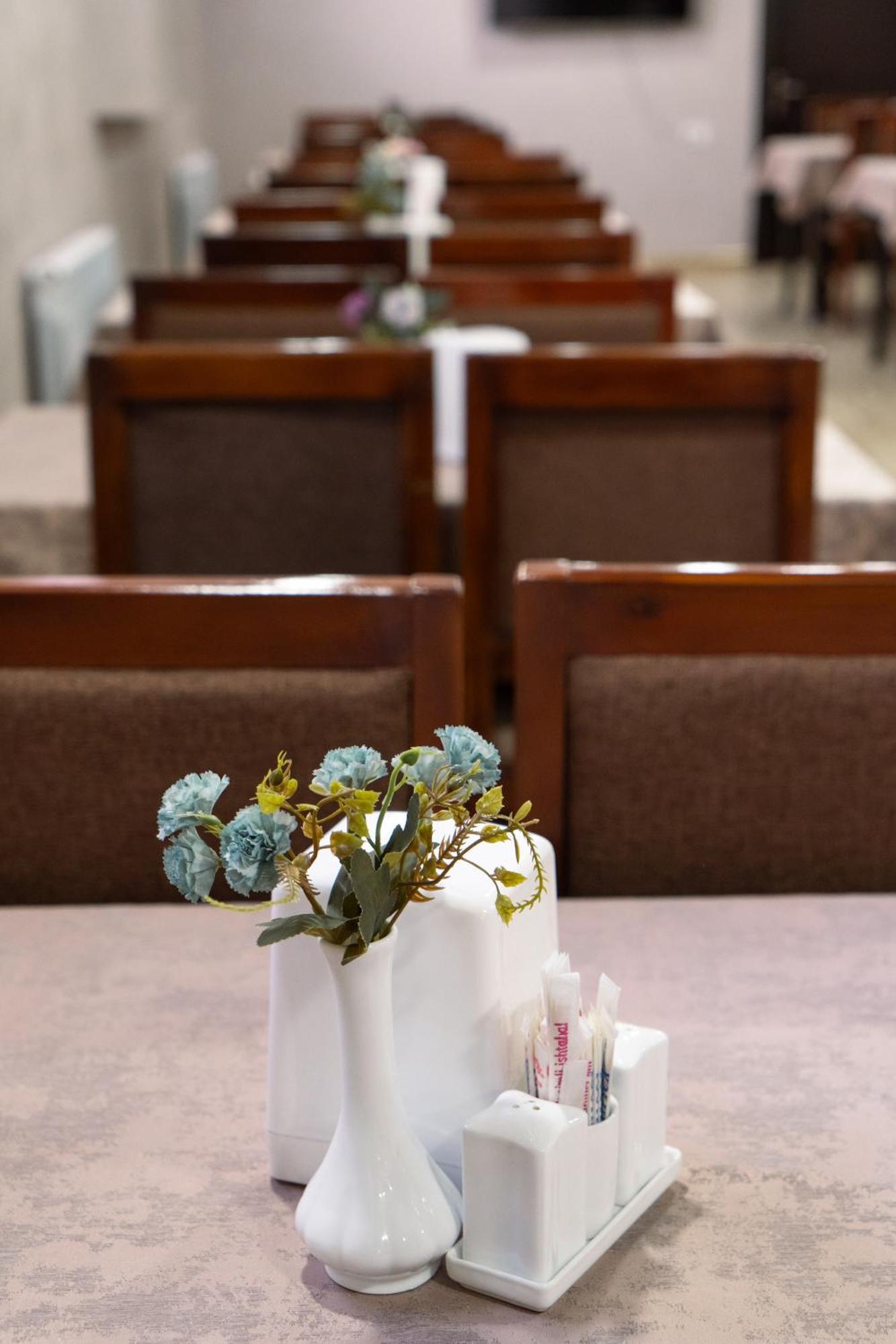Tourist Inn Hotel Tashkent Exterior photo