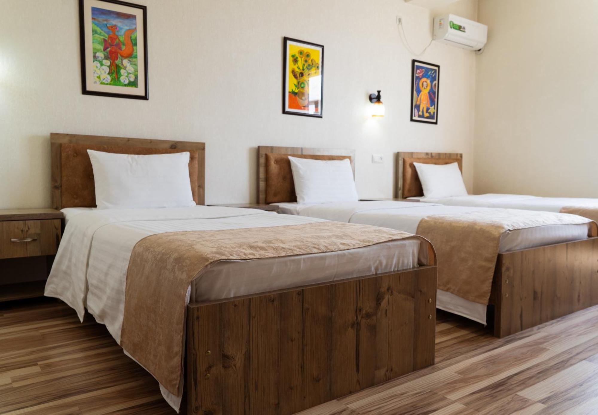 Tourist Inn Hotel Tashkent Exterior photo